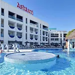 아파트호텔 Ashanti Wellness&spa 3*