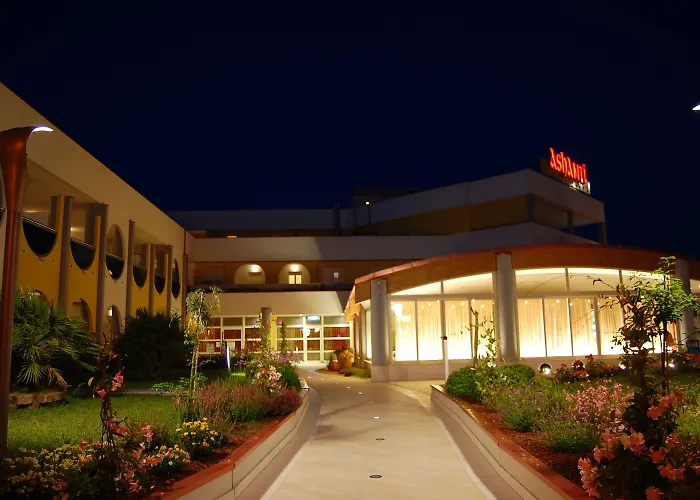 Ashanti Wellness&spa Lejlighedshotel 3*