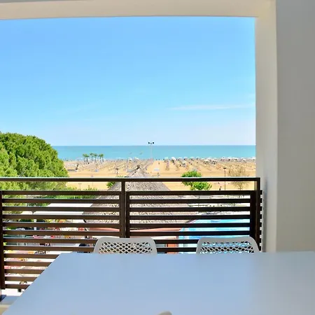 Ashanti Wellness&spa Apartahotel 3*
