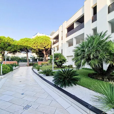 Ashanti Wellness&spa Apart Otel Bibione