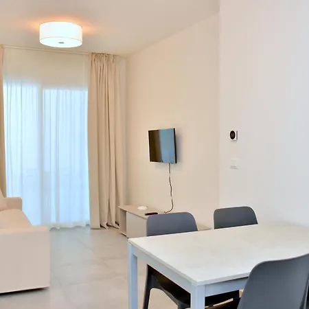 Ashanti Wellness&spa Apartahotel 3*