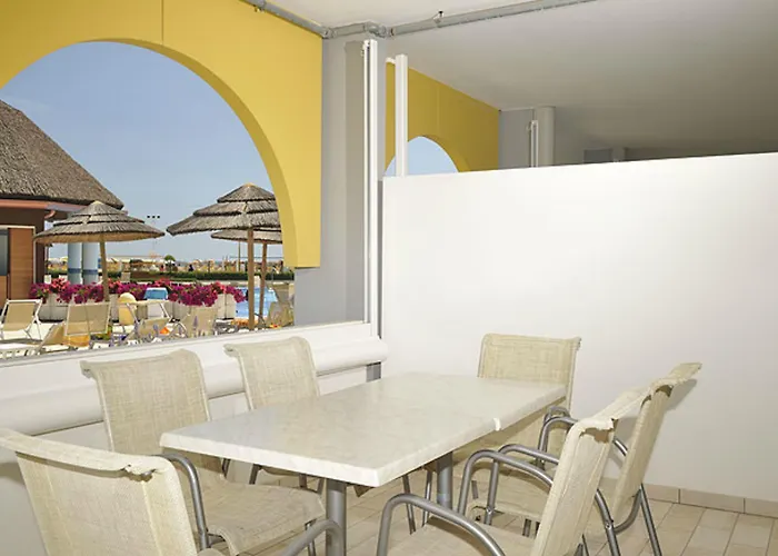 Aparthotel Ashanti Wellness&spa 3*
