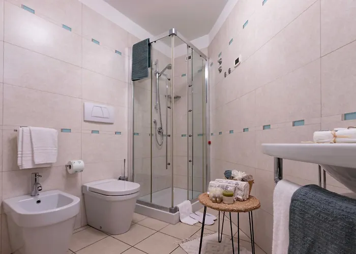 Ashanti Wellness&spa شقة فندقية بيبيوني